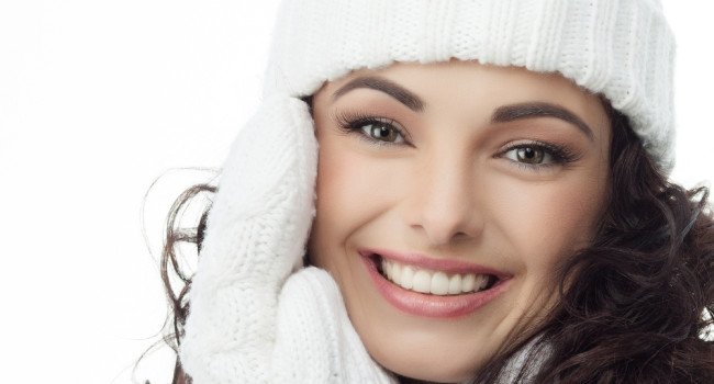 Wie pflege ich problematische Haut im Winter? Trockene, empfindliche, fettige Haut und Haut mit Neigung zu Couperose – Winterpflege